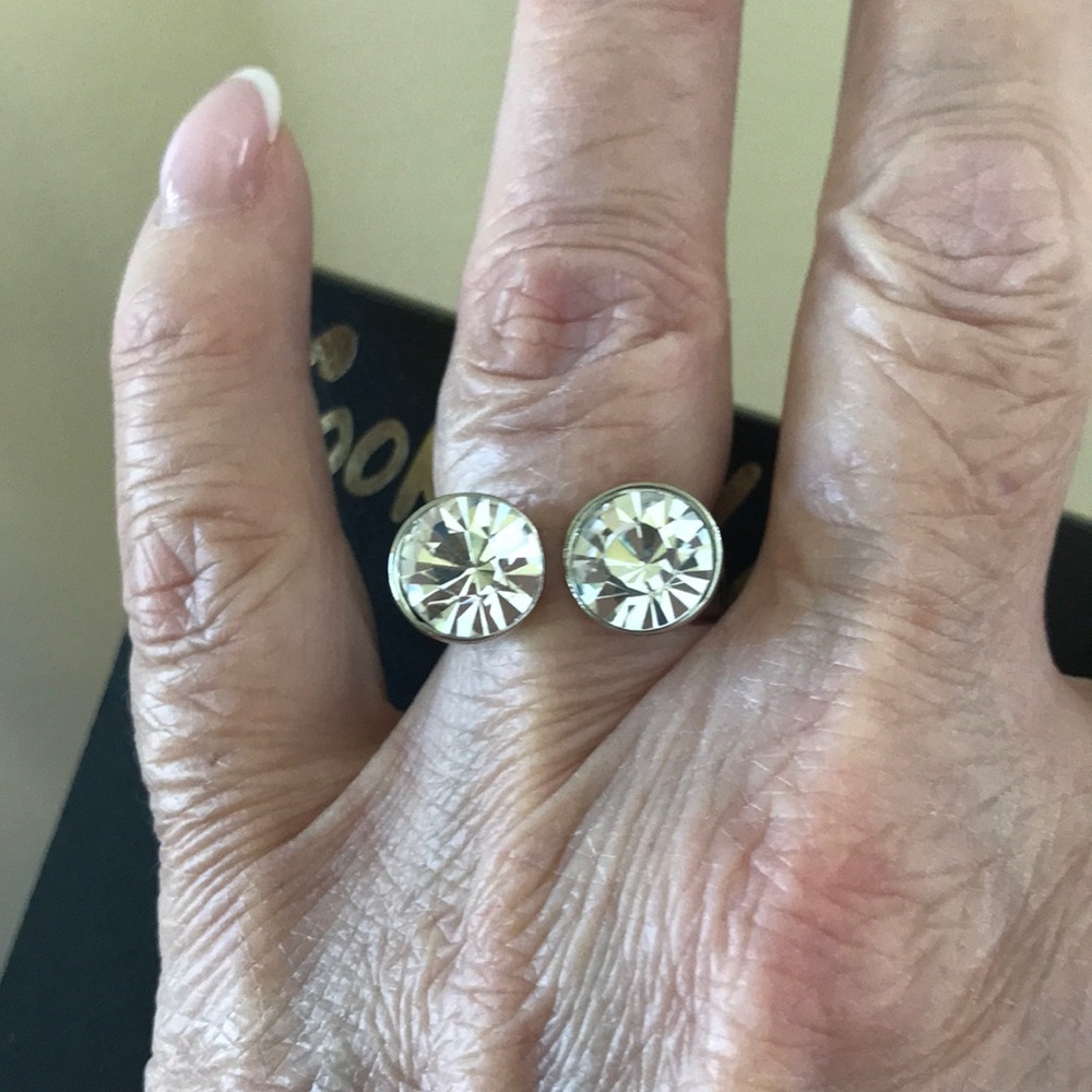 Adjustable Silver & Crystal Ring - Picture 2 of 4